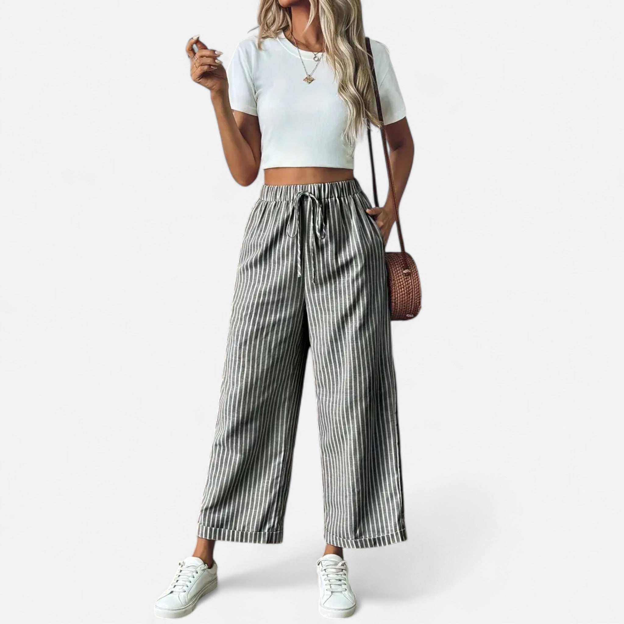 Cariova Mode | Women’s Wide-Leg Stripe Trousers – Riviera Elegance