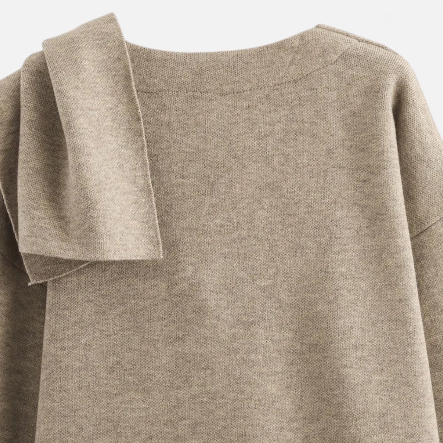 Cariova Mode | Women’s Woolen Sweater Asymmetric Scarf Detail