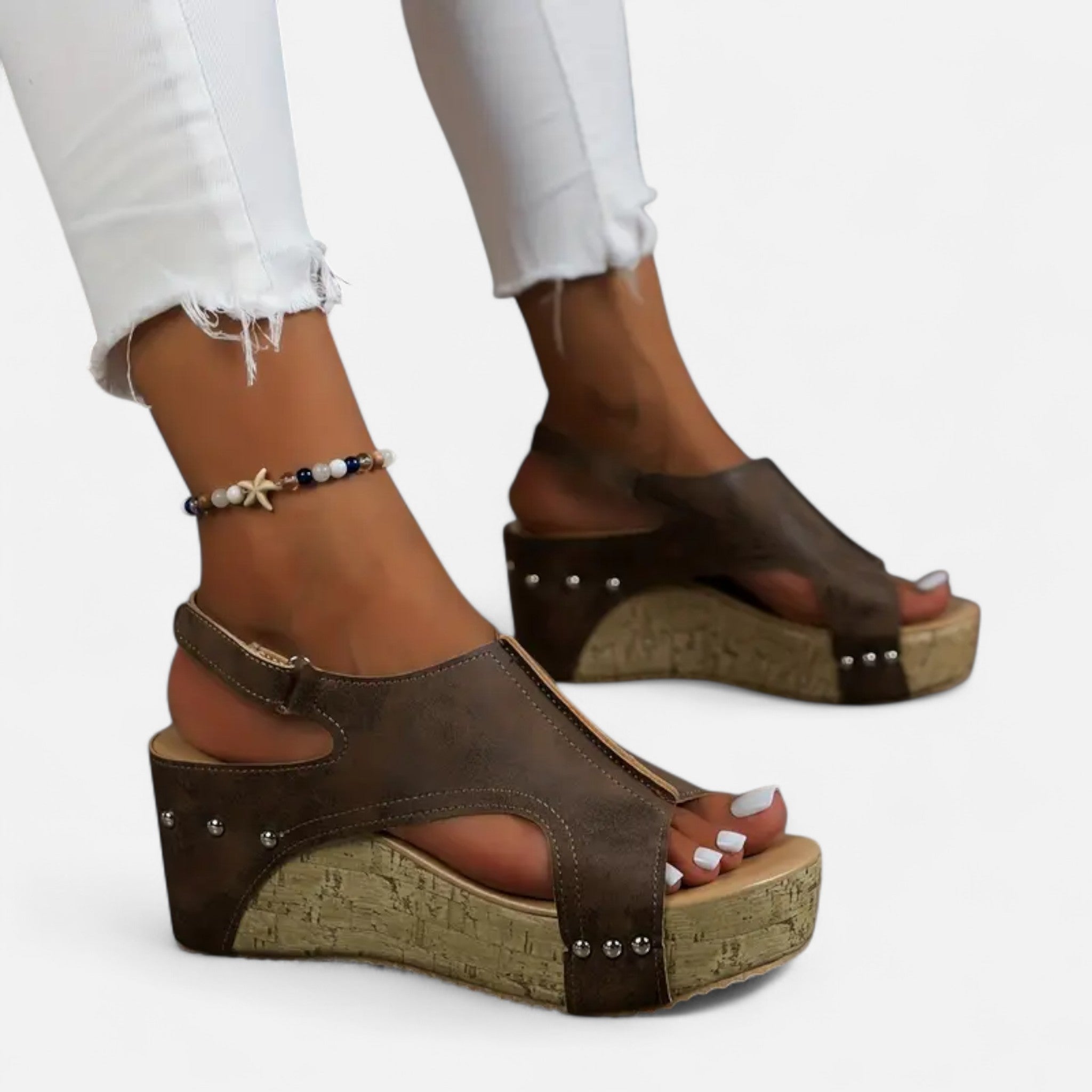 Cariova Mode | Women’s Cut-Out Sandals – Timeless Elegance