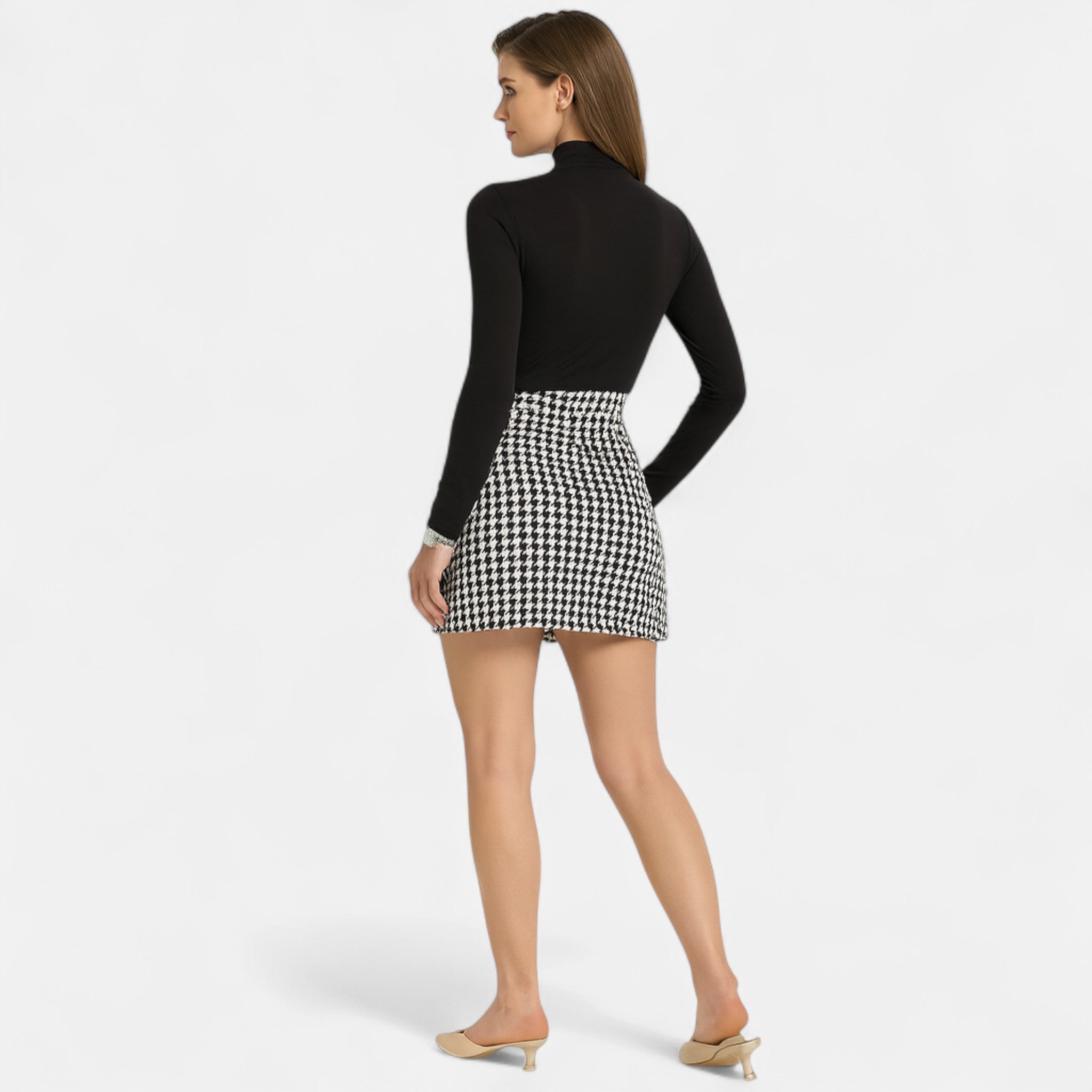 Cariova Mode | Women’s High-Waisted Mini Skirt – Timeless Elegance