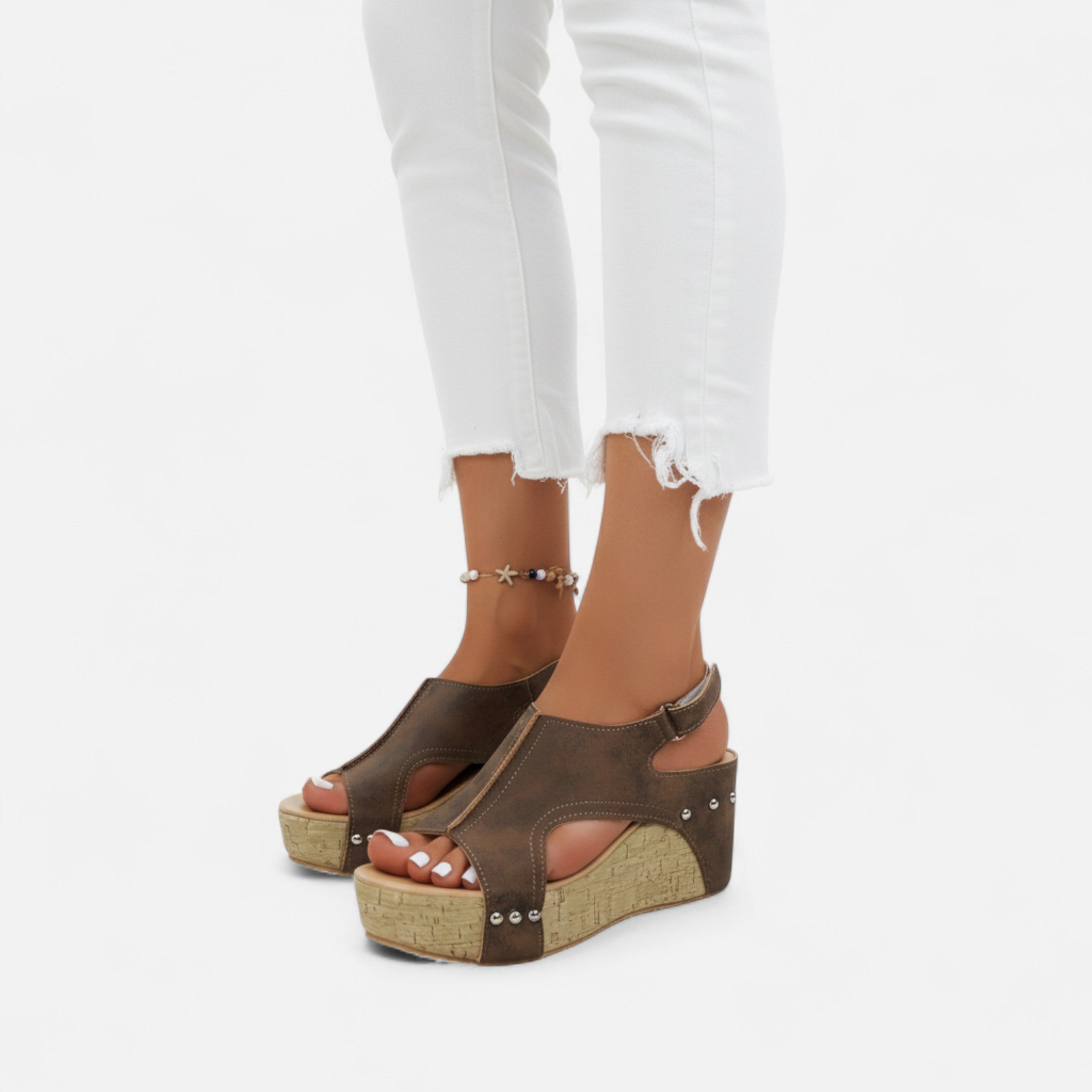 Cariova Mode | Women’s Cut-Out Sandals – Timeless Elegance