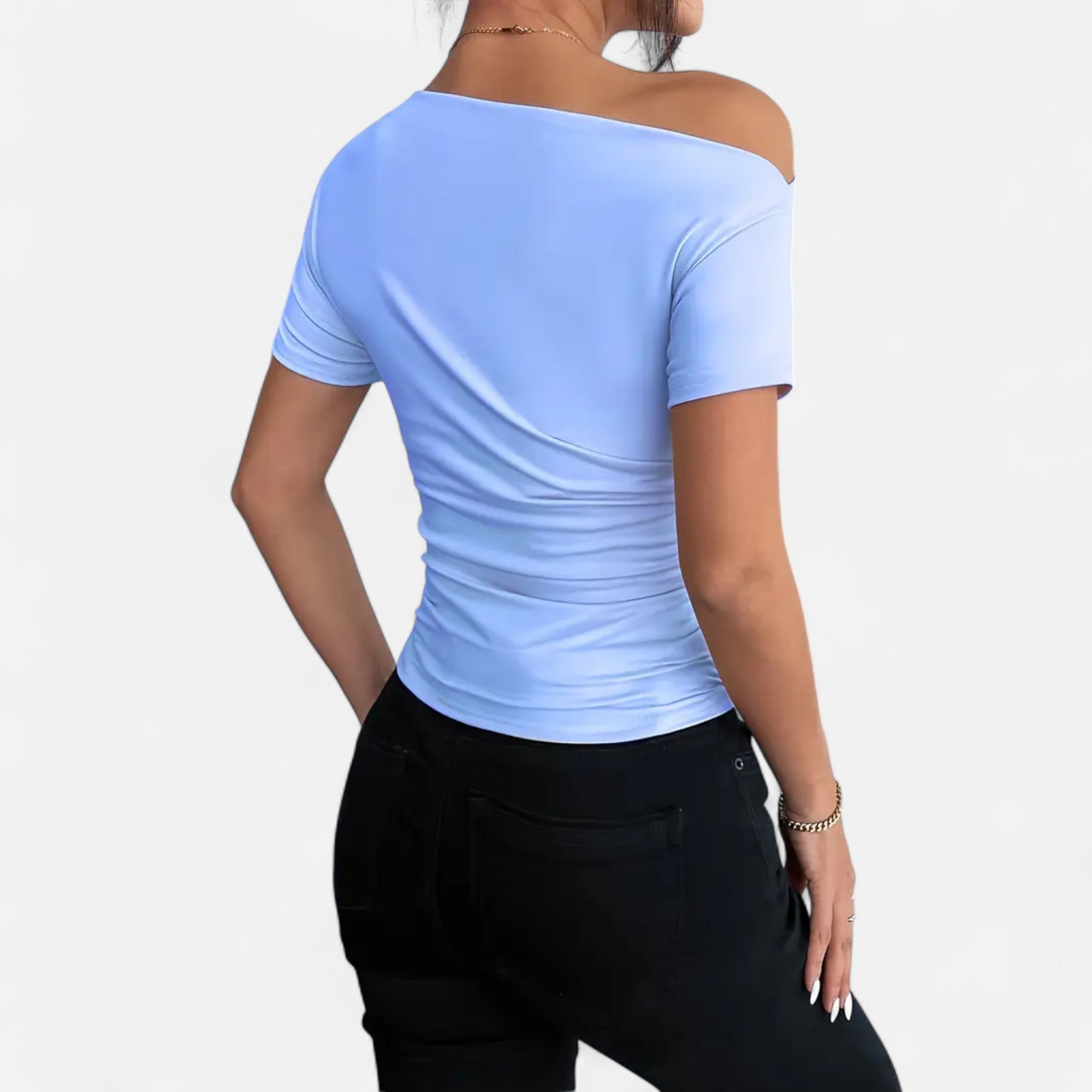Cariova Mode | Women’s Off-Shoulder Top – Timeless Elegance