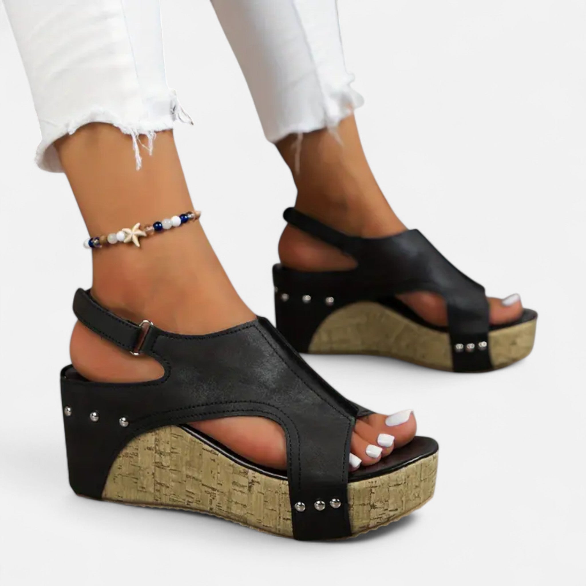 Cariova Mode | Women’s Cut-Out Sandals – Timeless Elegance