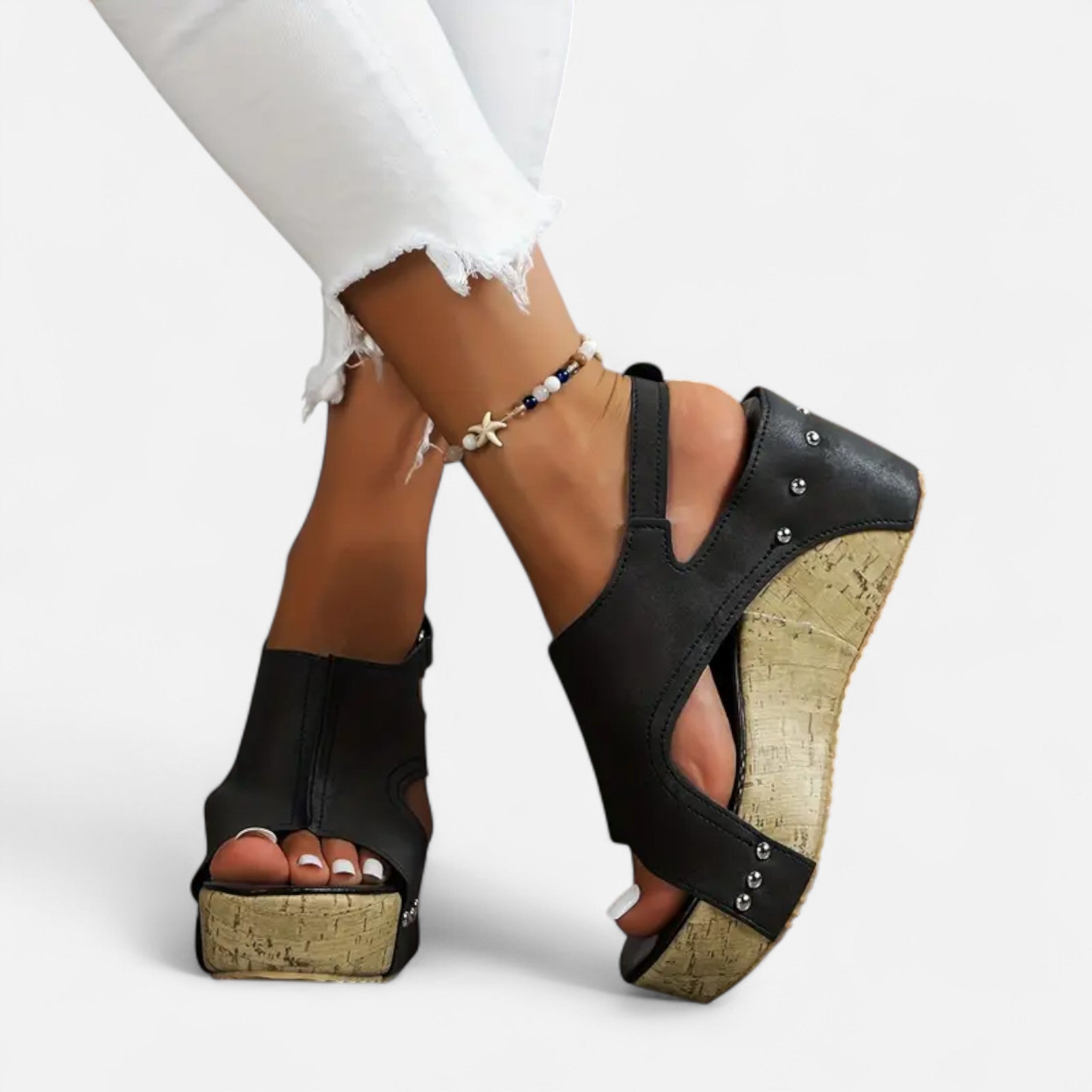 Cariova Mode | Women’s Cut-Out Sandals – Timeless Elegance