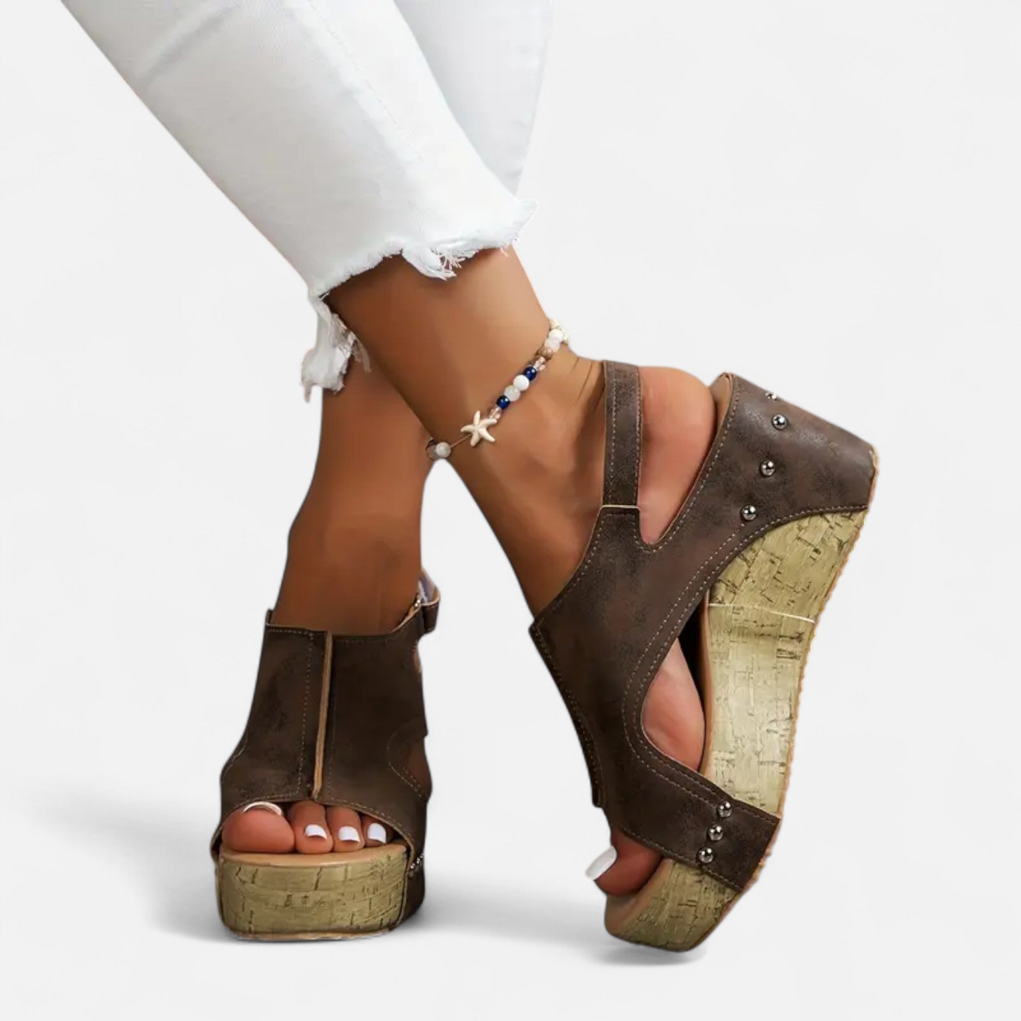 Cariova Mode | Women’s Cut-Out Sandals – Timeless Elegance